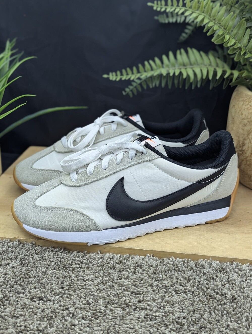 Nike Pacific Women's Size 10 Running Walking Casual Comfort Shoes Gym Workout